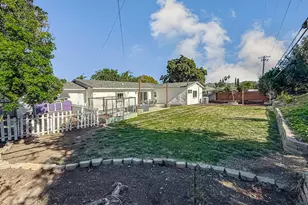 176 W Gainsborough Rd, Thousand Oaks, CA 91360 - Photo 23