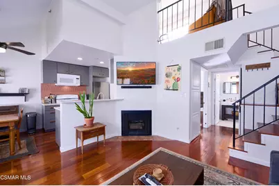 1118 E Palmer Avenue #205, Glendale, CA 91205 - Photo 1