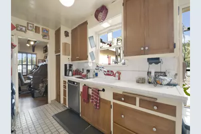 13422 Oxnard Street, Los Angeles, CA 91401 - Photo 3