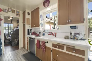 13422 Oxnard St, Los Angeles, CA 91401 - Photo 3