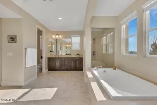 6894 Coppercreek Pl, Moorpark, CA 93021 - Photo 45