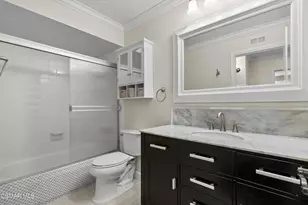 334 W Avenida De Las Flores, Thousand Oaks, CA 91360 - Photo 49