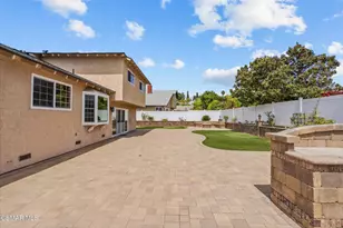 334 W Avenida De Las Flores, Thousand Oaks, CA 91360 - Photo 69