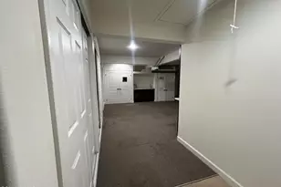 334 W Avenida De Las Flores, Thousand Oaks, CA 91360 - Photo 25