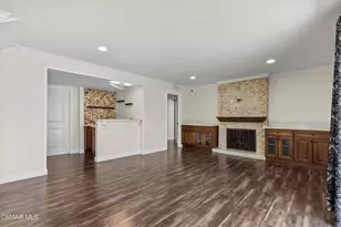 334 W Avenida De Las Flores, Thousand Oaks, CA 91360 - Photo 27