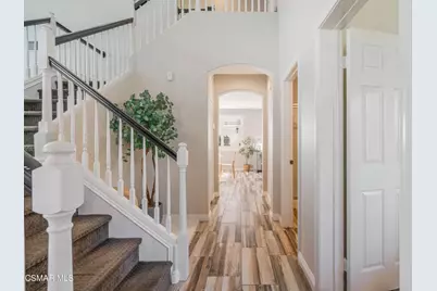 1880 Winterdew Avenue, Simi Valley, CA 93065 - Photo 11