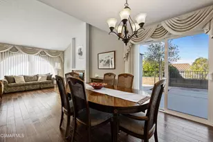 675 Whispering Oaks Pl, Newbury Park, CA 91320 - Photo 15