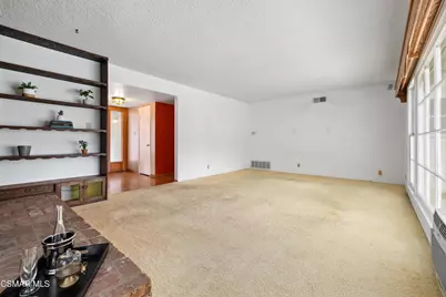 8346 Moorcroft Avenue, West Hills, CA 91304 - Photo 5