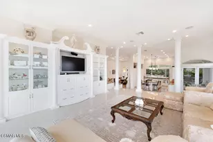 932 Rosario Dr, Thousand Oaks, CA 91362 - Photo 35