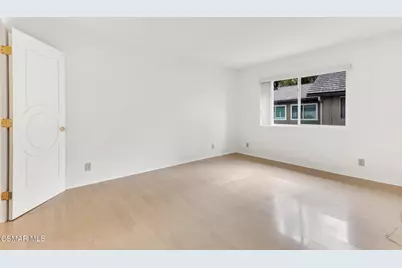 458 Serento Circle, Thousand Oaks, CA 91360 - Photo 13