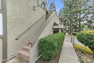458 Serento Cir, Thousand Oaks, CA 91360 - Photo 23