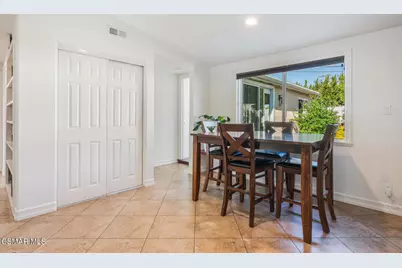 807 Briar Cliff Road, Thousand Oaks, CA 91360 - Photo 11