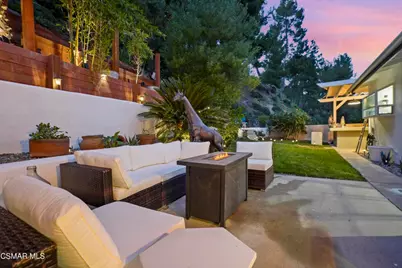 4771 Excelente Drive, Woodland Hills, CA 91364 - Photo 21