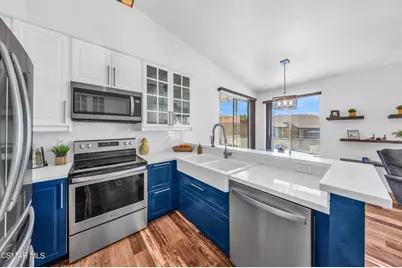 2450 Pleasant Way #N, Thousand Oaks, CA 91362 - Photo 13