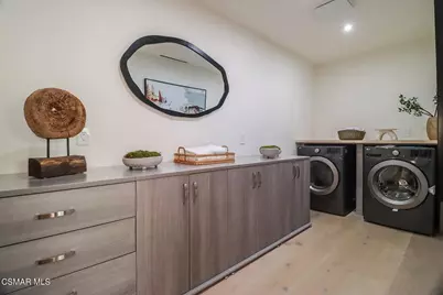 514 W Washington Boulevard, Pasadena, CA 91103 - Photo 17