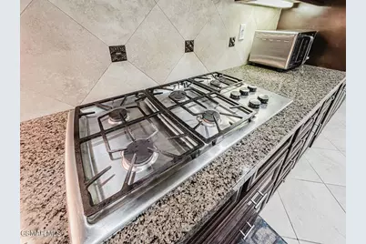 4095 Eagle Flight Drive, Simi Valley, CA 93065 - Photo 17