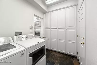 927 Lincoln Court, Simi Valley, CA 93065 - Photo 17