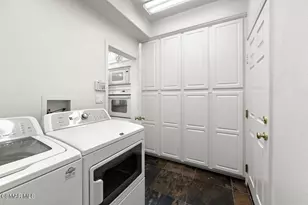 927 Lincoln Ct, Simi Valley, CA 93065 - Photo 17