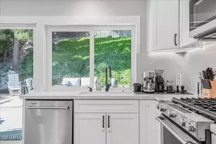 2681 Briarwood Pl, Thousand Oaks, CA 91362 - Photo 7