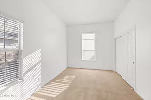 2449 Rutland Pl, Thousand Oaks, CA 91362 - Photo 23