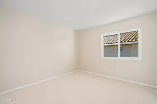 454 Savona Way, Oak Park, CA 91377 - Photo 33