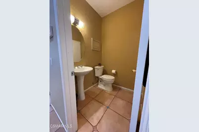 11841 Barletta Place, Moorpark, CA 93021 - Photo 9