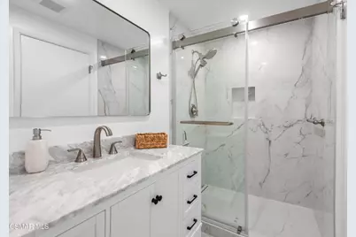 4230 Canoga Avenue, Woodland Hills, CA 91364 - Photo 15