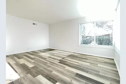 4881 Muirwood Court, Simi Valley, CA 93063 - Photo 5