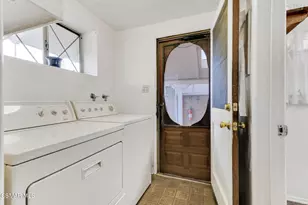 22923 Keswick St, Canoga Park, CA 91304 - Photo 47