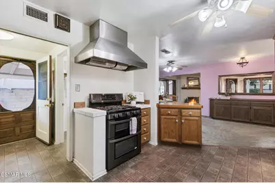 22923 Keswick Street, Canoga Park, CA 91304 - Photo 15