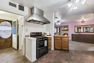 22923 Keswick St, Canoga Park, CA 91304 - Photo 15