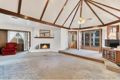 22923 Keswick Street, Canoga Park, CA 91304 - Photo 3