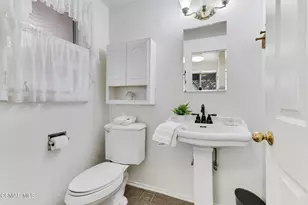 22923 Keswick St, Canoga Park, CA 91304 - Photo 25