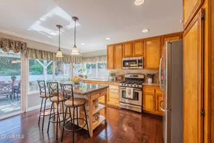 2756 N Dalenhurst Pl, Simi Valley, CA 93065 - Photo 11