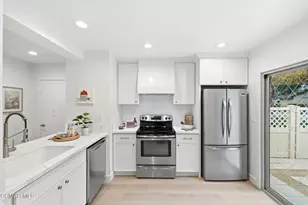 15103 Village 15, Camarillo, CA 93012 - Photo 7