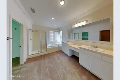 115 Parkside Drive, Simi Valley, CA 93065 - Photo 11