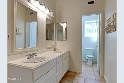 115 Parkside Drive, Simi Valley, CA 93065 - Photo 19