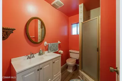 18049 Burbank Boulevard, Encino, CA 91316 - Photo 23