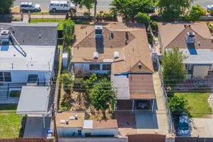 18049 Burbank Blvd, Encino, CA 91316 - Photo 43