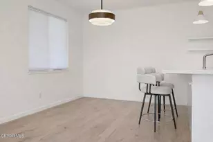 28810 Conejo View Dr, Agoura Hills, CA 91301 - Photo 7