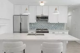 28810 Conejo View Dr, Agoura Hills, CA 91301 - Photo 1