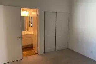 132 Rosehedge Ln, Oak Park, CA 91377 - Photo 17