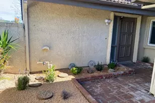 132 Rosehedge Ln, Oak Park, CA 91377 - Photo 5