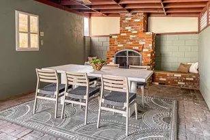 8419 Vicksburg Ave, Los Angeles, CA 90045 - Photo 41