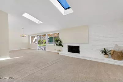 1016 Saxon Place, Thousand Oaks, CA 91360 - Photo 7