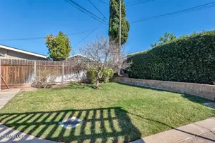 1016 Saxon Pl, Thousand Oaks, CA 91360 - Photo 39