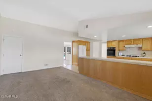 1016 Saxon Pl, Thousand Oaks, CA 91360 - Photo 19