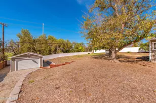 1289 El Monte Dr, Thousand Oaks, CA 91362 - Photo 37