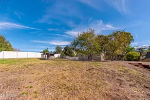 1289 El Monte Dr, Thousand Oaks, CA 91362 - Photo 41