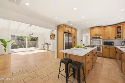 1289 El Monte Drive, Thousand Oaks, CA 91362 - Photo 15